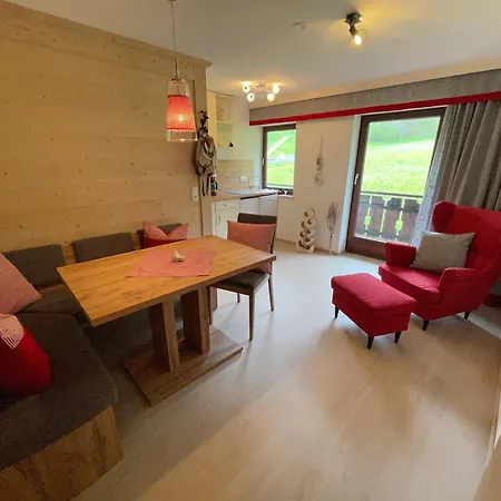 Gaestehaus Sonnenplatzerl بفرونتن